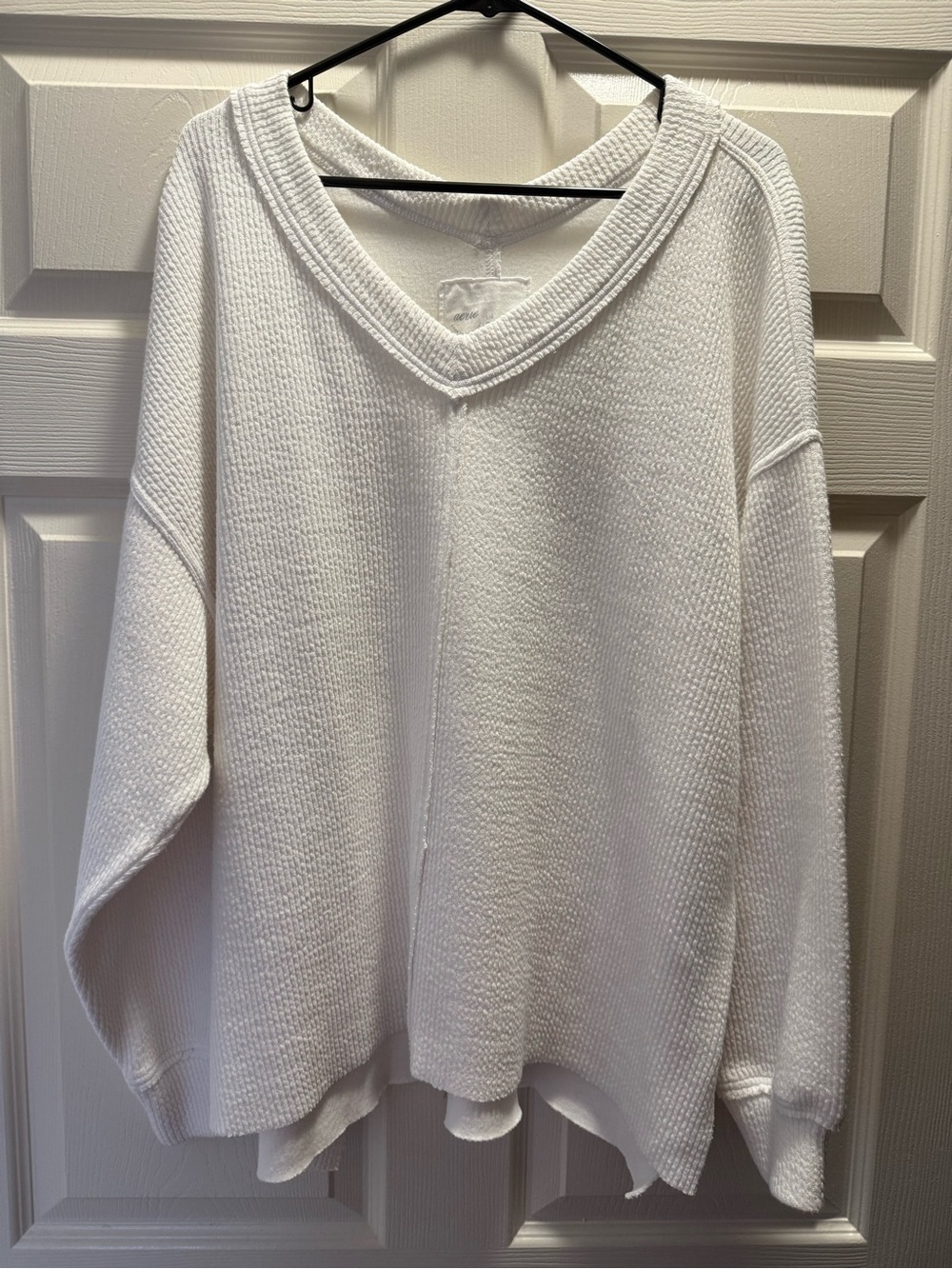 Aerie White V-Neck Textured Knit Sweater